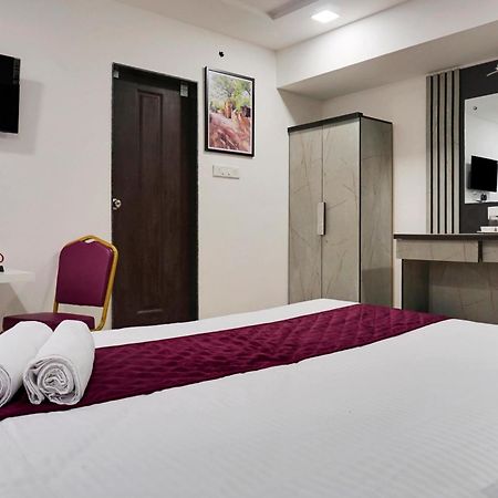 Hotel Orchard Park Pune Zewnętrze zdjęcie