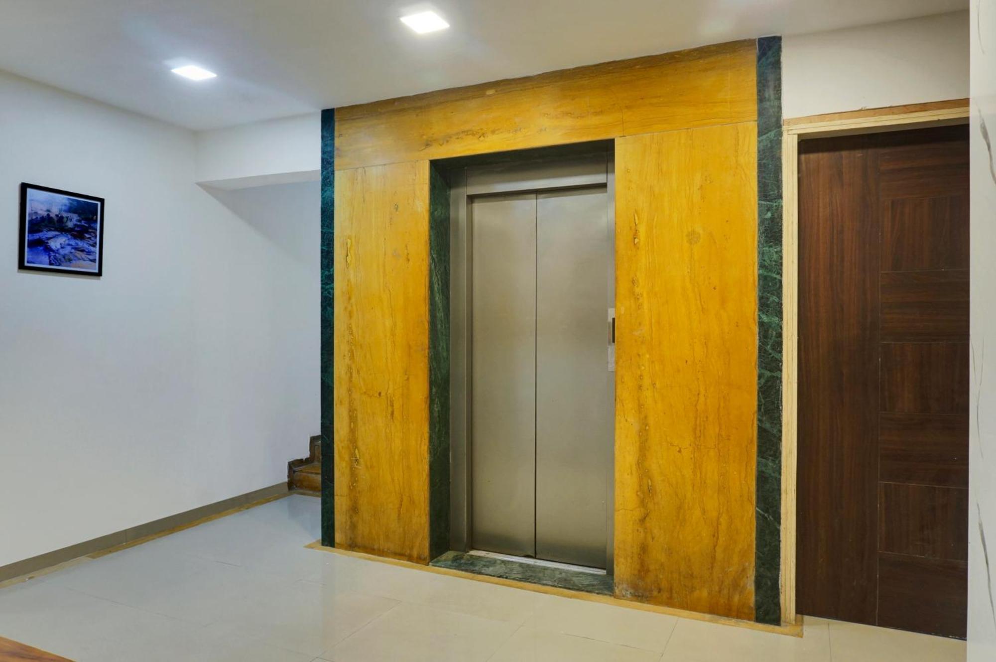 Hotel Orchard Park Pune Zewnętrze zdjęcie