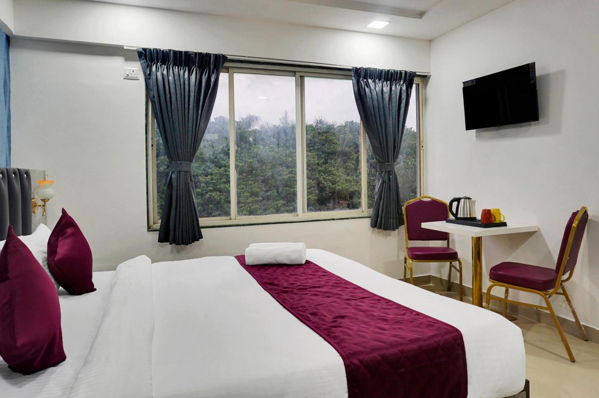 Hotel Orchard Park Pune Zewnętrze zdjęcie
